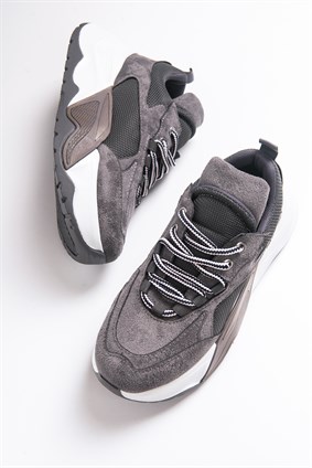 NAIROBI Grey Sneaker